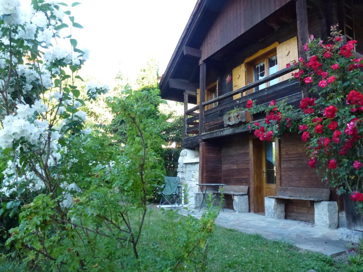 "Chalet Les Aravis" Chalet Et Appartements Le Grand-Bornand Exterior foto